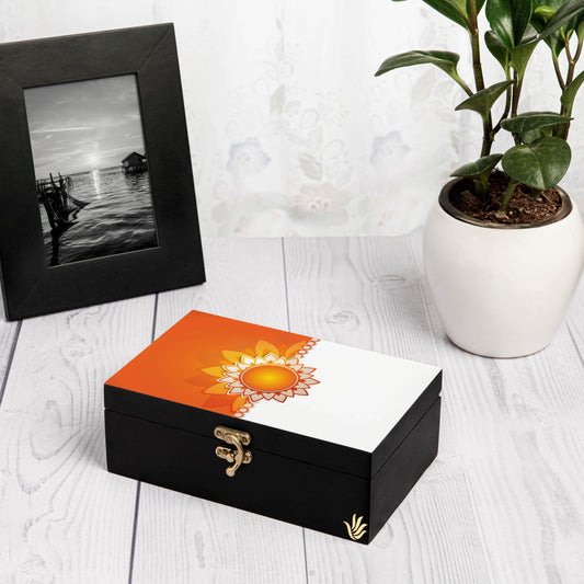 Rakhee Orange Gift Box-M